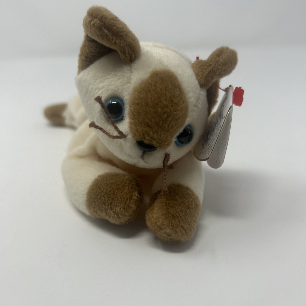 Vintage NWT TY Beanie Baby Snip the Siamese Cat 1996